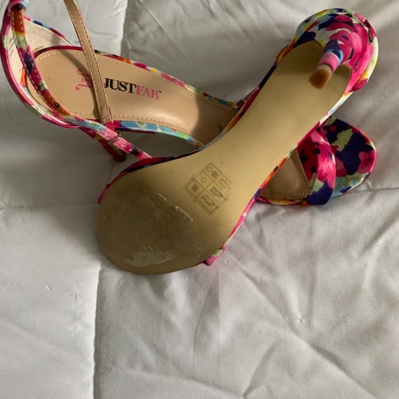 Justfab heels - Picture 2 of 3